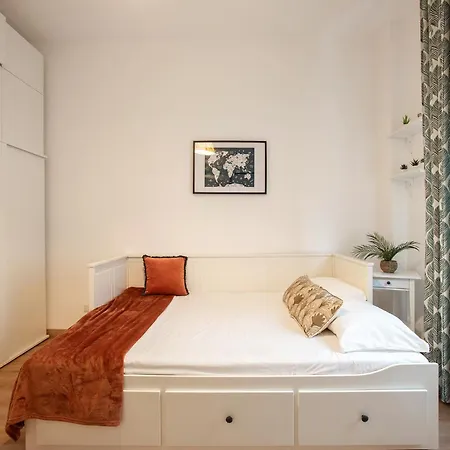Monteverde Prestige * Rome