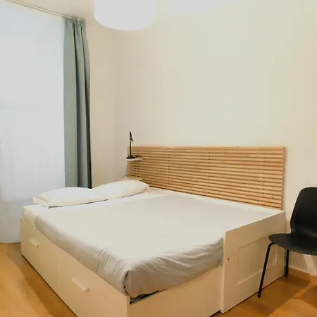Policlinico Apartamento *
