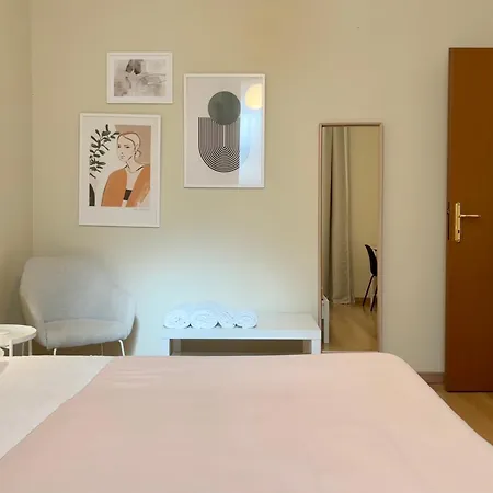 Policlinico Apartamento