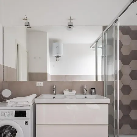 And Spacious Near The Vatican And Starbucks Appartement