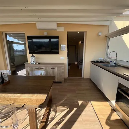 Attico Panoramico Whitecate Apartment Rome