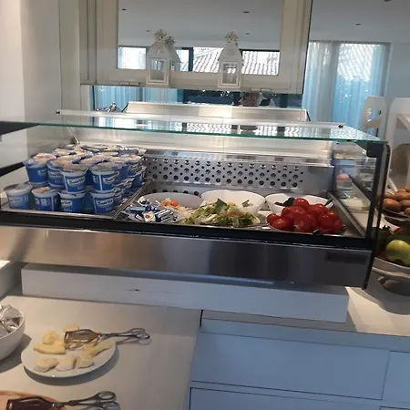 Ξενοδοχείο Palladium Palace 4*