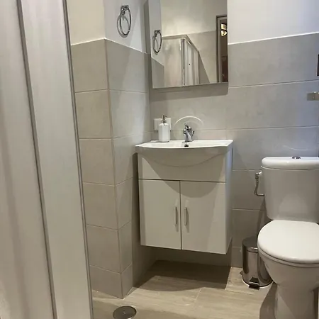 Guest house La Dolce Vita Bedrooms Near The Subway Rome