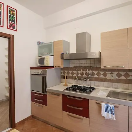 We - Castiglione 82 - * Rome