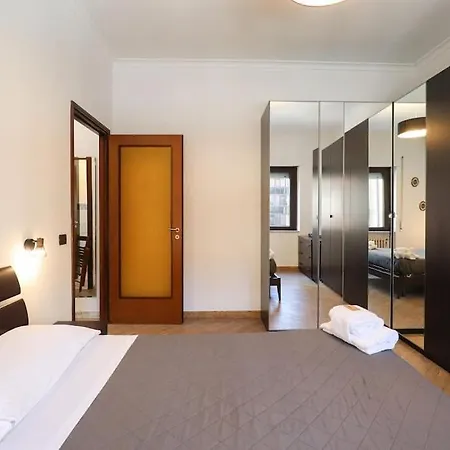 Apartment We - Castiglione 82 -