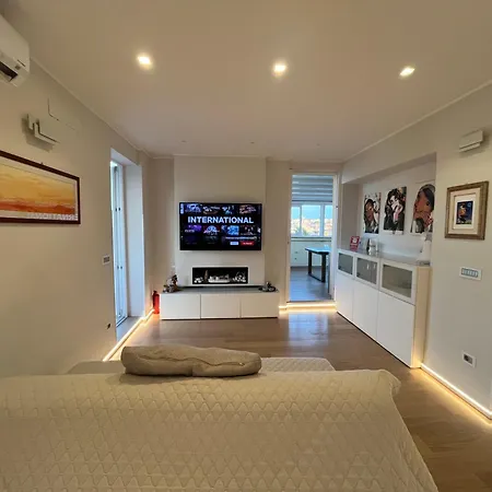 Attico Panoramico Whitecate Apartment *