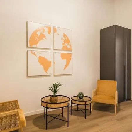 6bdr Stylish In The Lovely Rome- If You Want To Book, Please Contact On Wh-ats-app - 0034-635-518-216 !!!! *