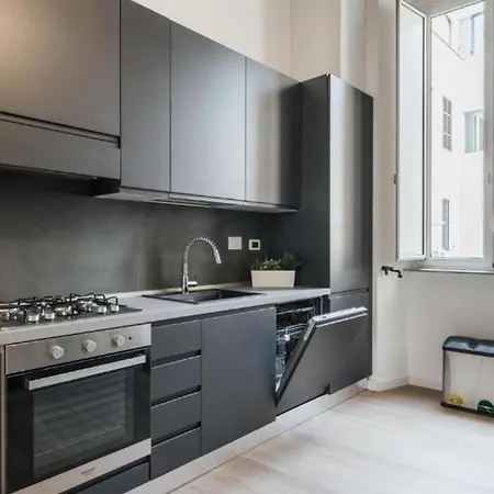 Apartment 6bdr Stylish In The Lovely Rome- If You Want To Book, Please Contact On Wh-ats-app - 0034-635-518-216 !!!! *