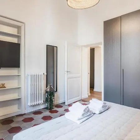 6bdr Stylish In The Lovely Rome- If You Want To Book, Please Contact On Wh-ats-app - 0034-635-518-216 !!!! Apartment *