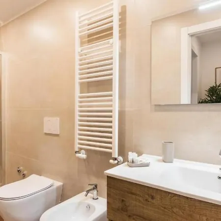 Apartment 6bdr Stylish In The Lovely Rome- If You Want To Book, Please Contact On Wh-ats-app - 0034-635-518-216 !!!! Rome