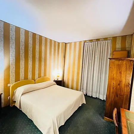 Orange Garden Bed & Breakfast Roma