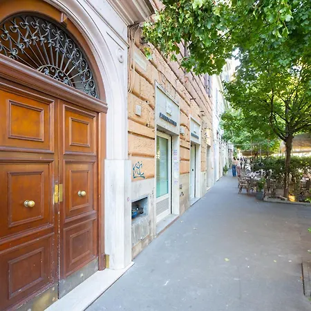 Khris - Trastevere - San Cosimato Rome
