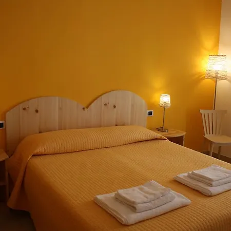 Alle Porte Di San Giovanni Bed & Breakfast