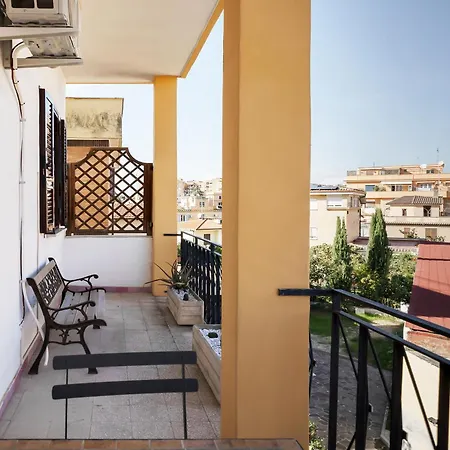Apartment Live - Sampietrini *