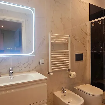 Il Magnifico Superior 400m From Tiburtina Railway Station And 290m From Metro Bed & Breakfast