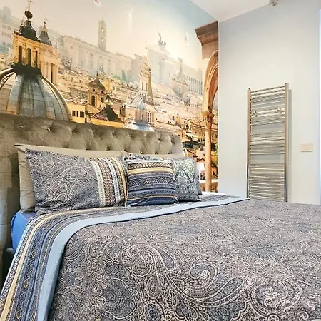 Il Magnifico Superior 400m From Tiburtina Railway Station And 290m From Metro *