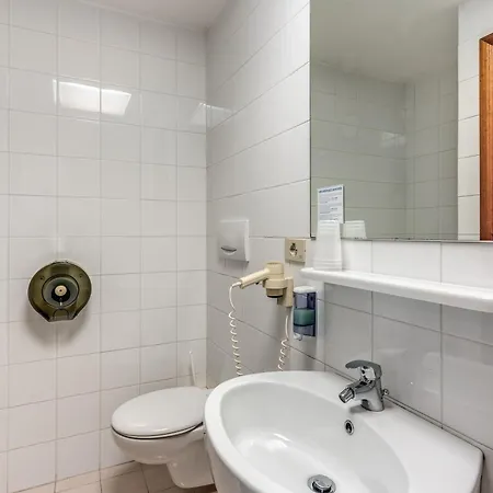 Hotell Hotel Corona
