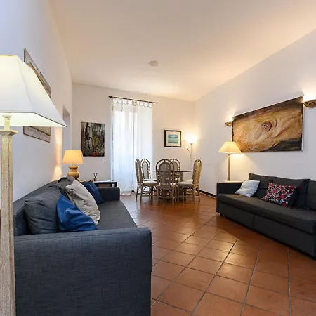 Colosseum With Terrace By Ndp Rent Apartment