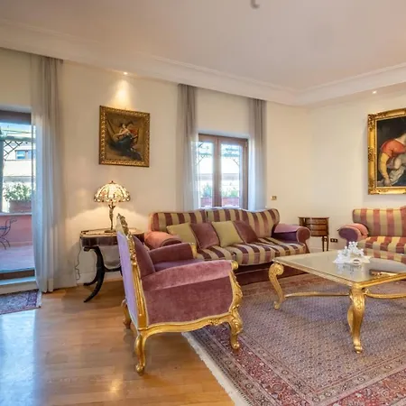 Apartment Trevi Terrace Penthouse *