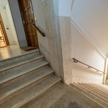 Trevi Terrace Penthouse Apartment