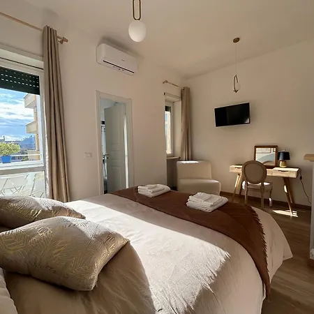 Affittacamere Living Flaminio - Ad Uso Turistico *