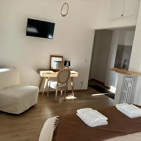 Living Flaminio - Ad Uso Turistico Affittacamere Roma