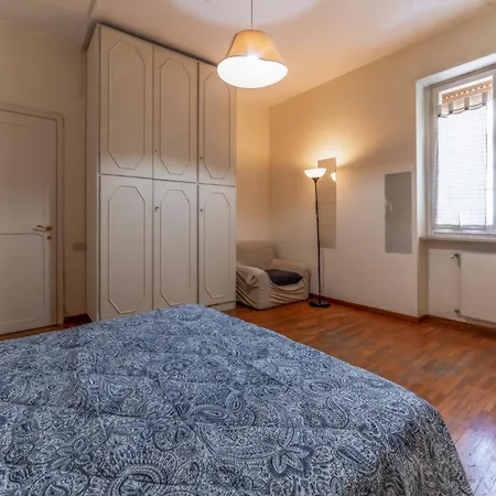 Apartment Casa Giuli - Metro Jonio Rome