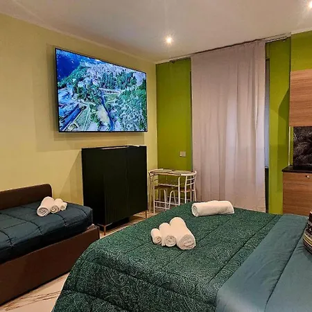 Bed & Breakfast Il Magnifico Superior 400m From Tiburtina Railway Station And 290m From Metro Rome