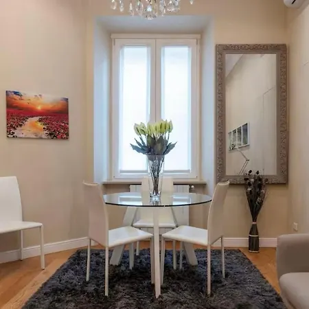 Apartment Appia Luxury Rome