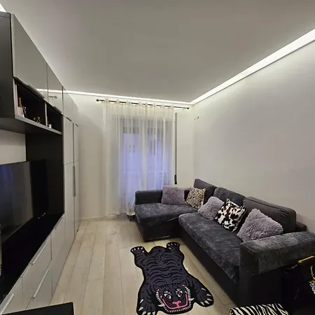 Apartment Easy Tiburtina *