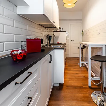 Claudia Flat - Metro Basilica San Paolo Appartement