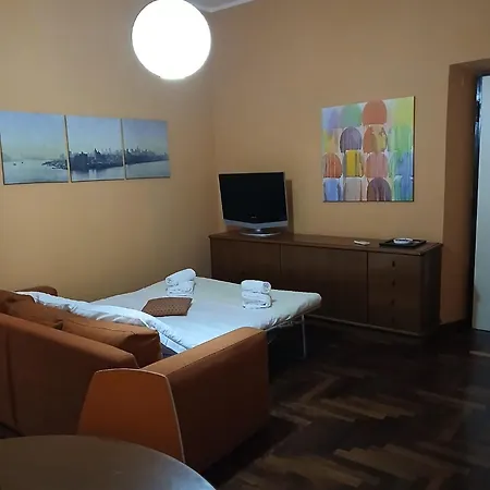 Casa Anna - Vatican & Metro Ottaviano Apartment *