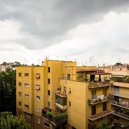 Peonies House Quiet Flat Overlooking * Rome