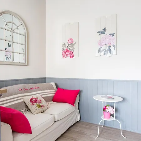 Peonies House Quiet Flat Overlooking * Rome
