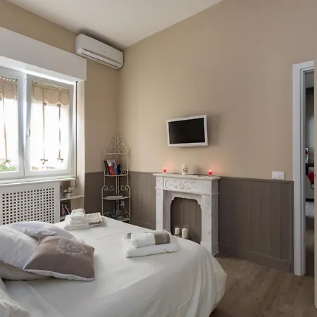 Apartment Peonies House Quiet Flat Overlooking
