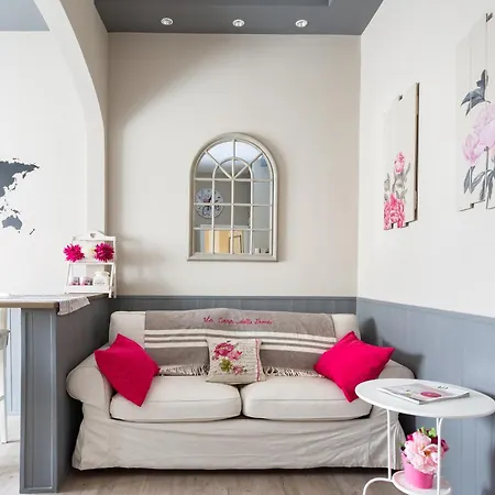 Peonies House Quiet Flat Overlooking * Rome