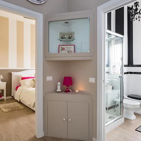 Peonies House Quiet Flat Overlooking Apartment *