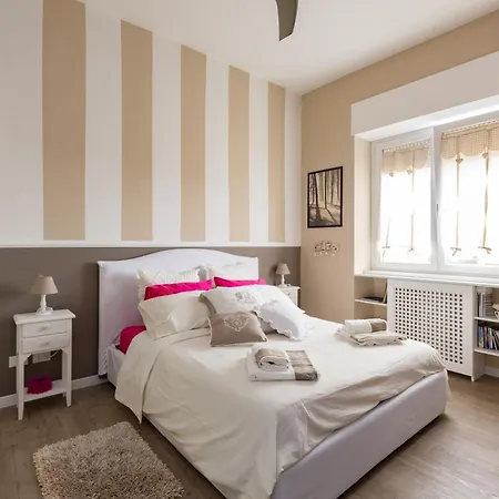Peonies House Quiet Flat Overlooking *