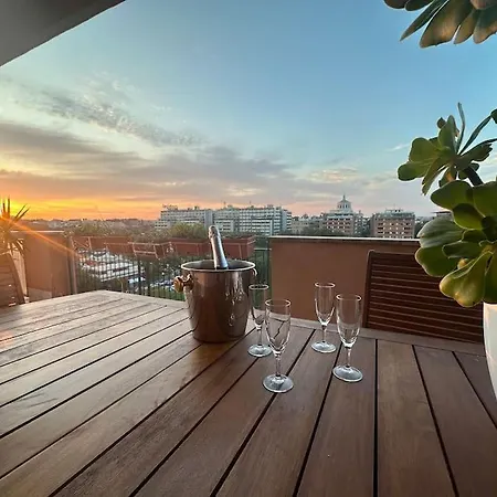Eur-motagnola Attico 2bedr 280 Terrace View Apartment *