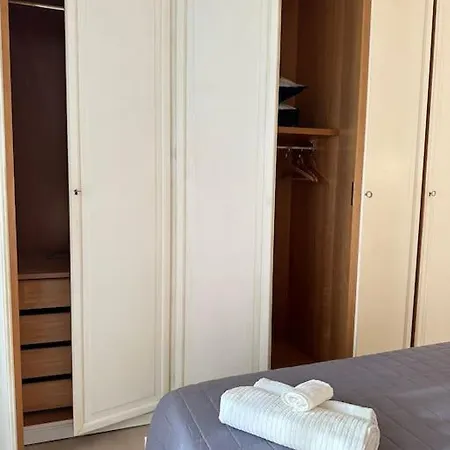 Apartment Eur-motagnola Attico 2bedr 280 Terrace View