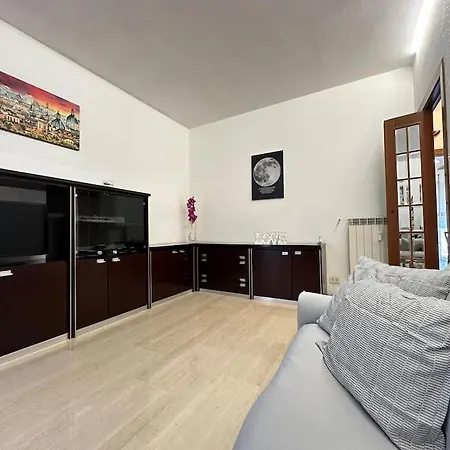 Eur-motagnola Attico 2bedr 280 Terrace View Apartment *