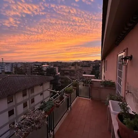 Eur-motagnola Attico 2bedr 280 Terrace View Apartment