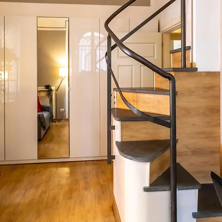 Palestro Apartment *