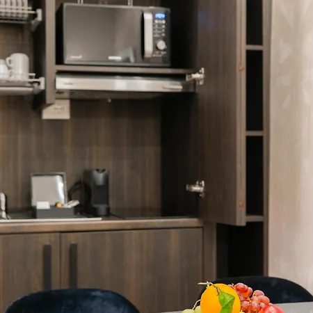 H77 - Maison D'art Collection Roma