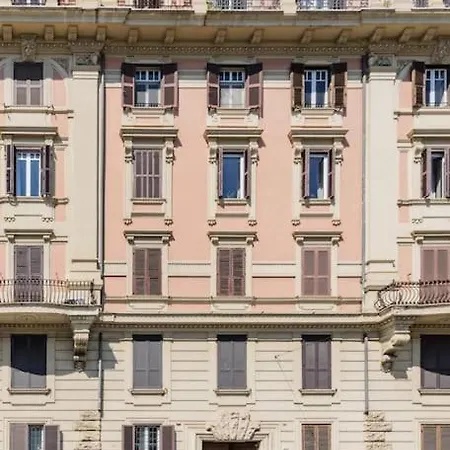 Panoramico Vicino Al Colosseo Apartment *