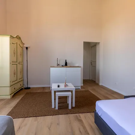 Joe Litty Hotel 3*