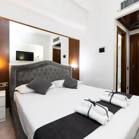 Hotel Max 3*