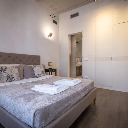 Elegant And Luxury @altare Della Patria Апартаменты *