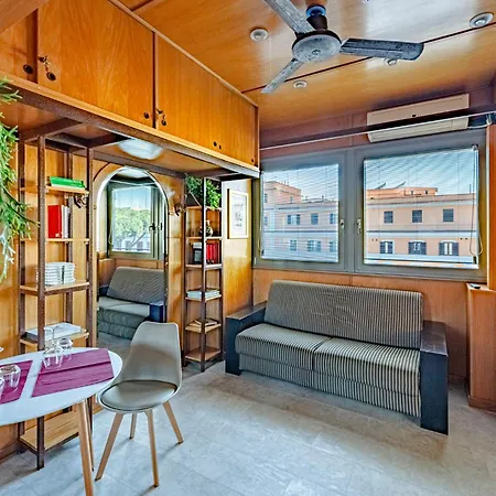 Apartment Labanca's Gallery Saint John Rome