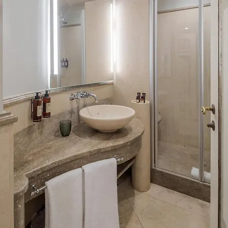 Donna Camilla Savelli - Vretreats 4* Rome